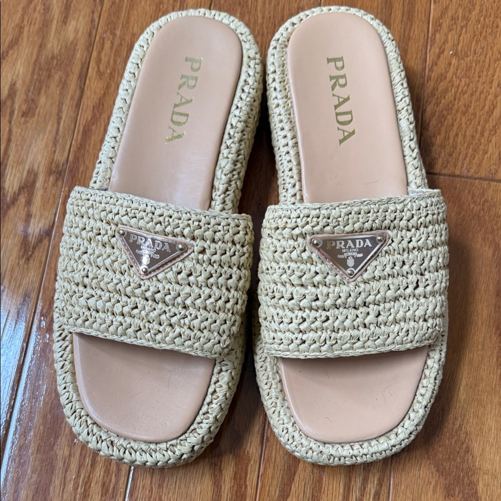Women's Tan Woven Slide Sandals